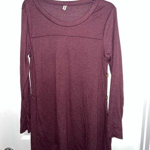 Igenjun burgundy Tunic, Sz M